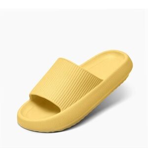 NWT Cloudies Sunshine Yellow Cushion Slides